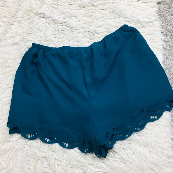 Lc Lauren Conrad Scalloped With Pockets Lazer Cut Shorts Teal Size XL - Picture 4 of 12